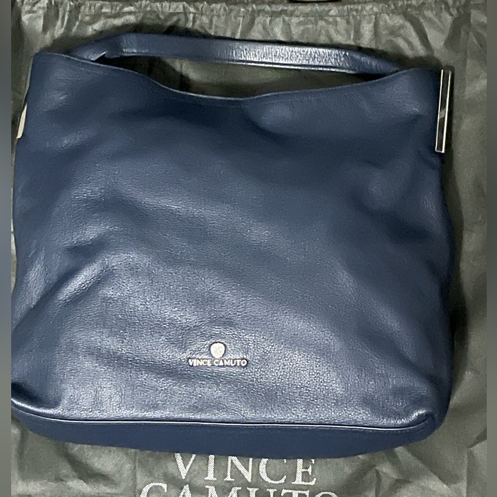 Vince Camuto Hobo